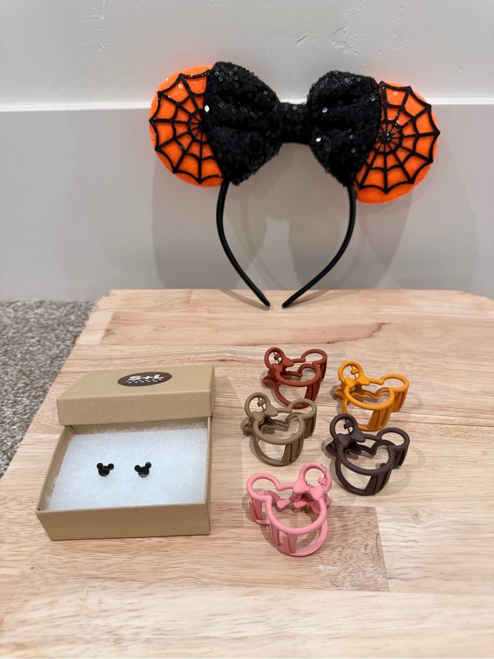 Halloween Spiderweb Minnie Ears Headband with Minnie Clips & Minnie Earrings